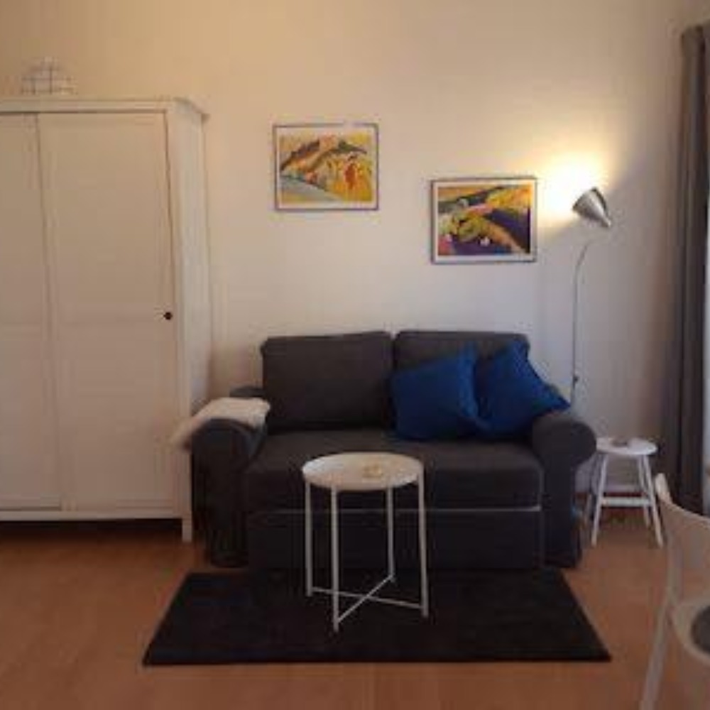 Meet your Posher, Kelvin